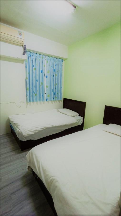 Fengchia Bichon B&B Taichung Bagian luar foto