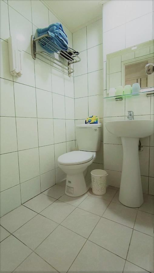 Fengchia Bichon B&B Taichung Bagian luar foto