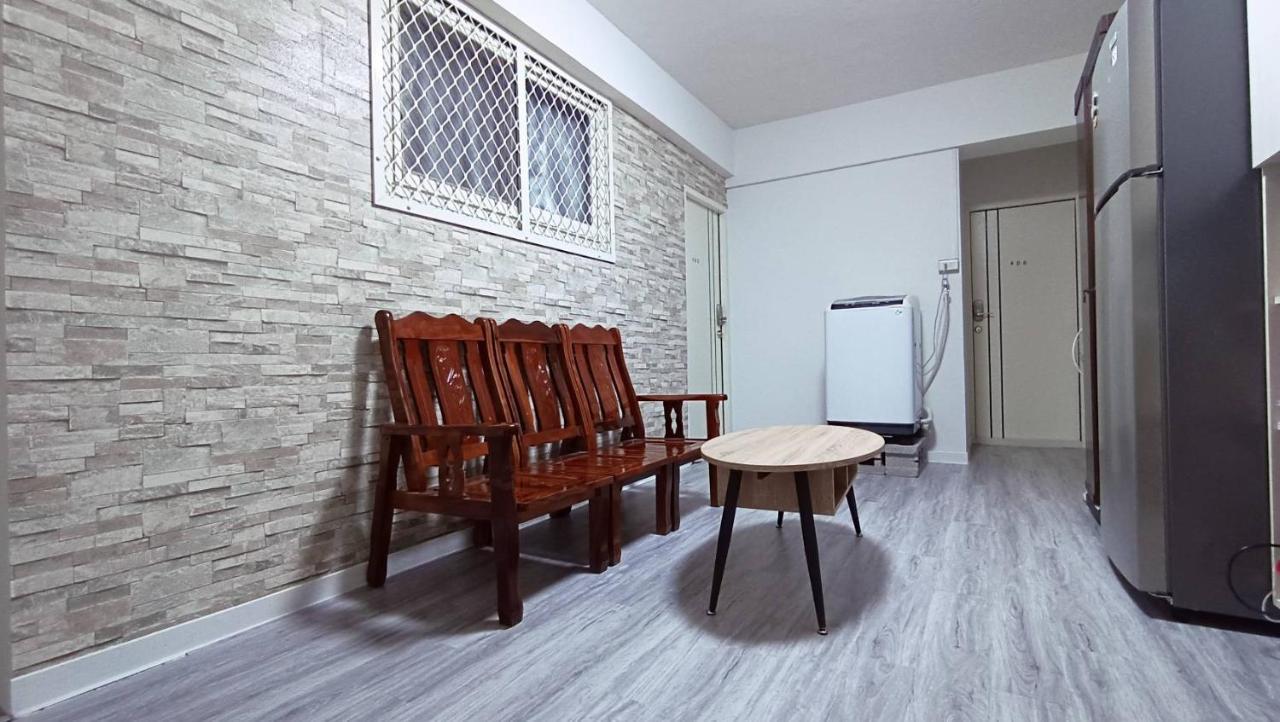 Fengchia Bichon B&B Taichung Bagian luar foto
