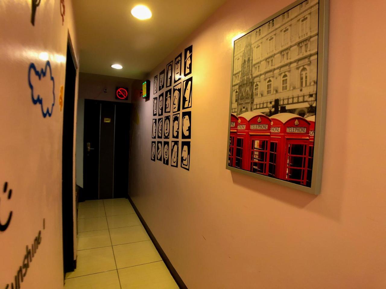 Fengchia Bichon B&B Taichung Bagian luar foto